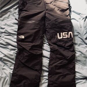 The North Face Dryvent Ski Snowpants